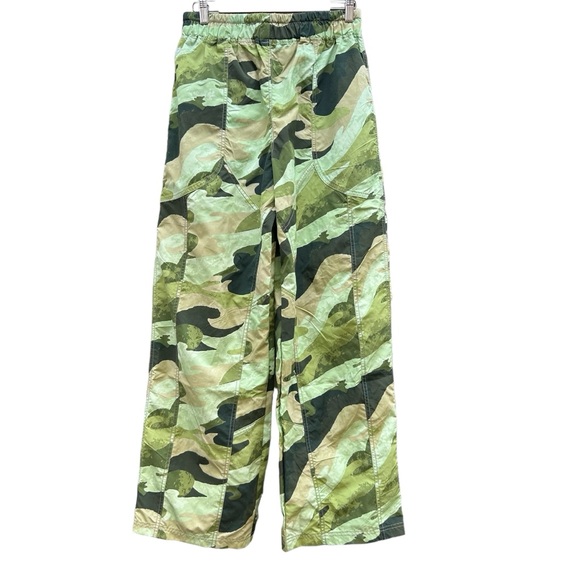 Free People FP Movement Stadium Printed Track Pants Green Camo NWOT SMALL - Picture 9 of 16